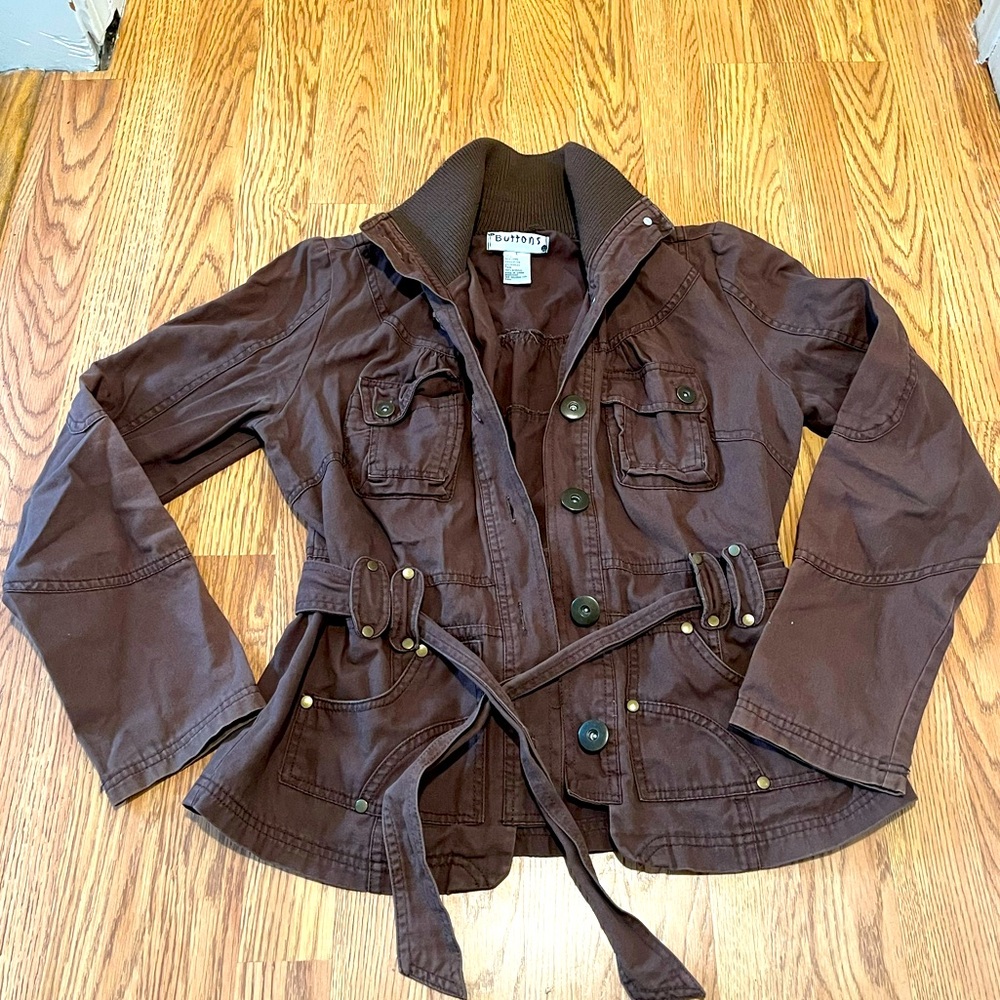 Buttons brand lightweight brown jacket (large)